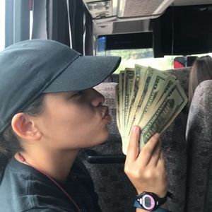 Meet your Posher, Anna